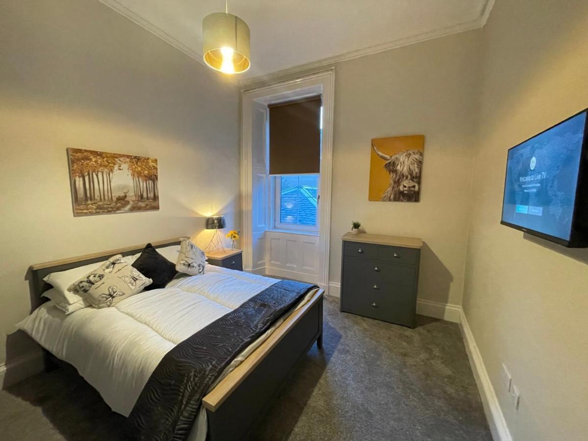 Traditional 5 Bedroom City Centre Apartment กลาสโกว์ ภายนอก รูปภาพ